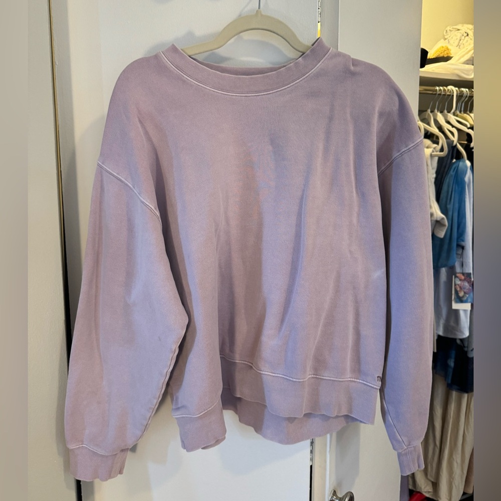 Aritzia XL sweatshirt